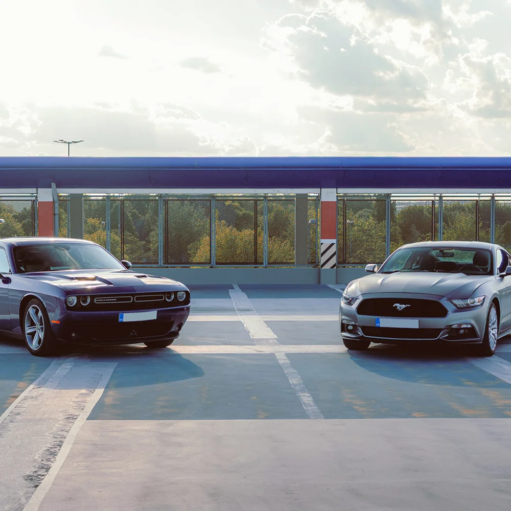 Ford Mustang a Dodge Challenger: spolujízda i řízení - Obrázek 2