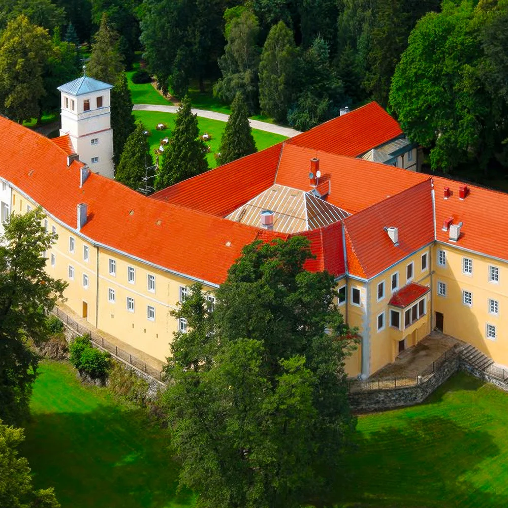 Zámecký pobyt v Polsku s wellness, jídlem i zábavou - Obrázek 2