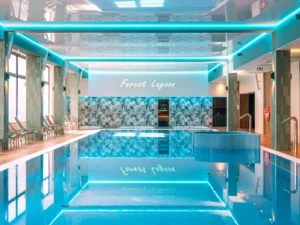 Resort v polských Jizerkách u lanovky, s wellness a aquaparkem