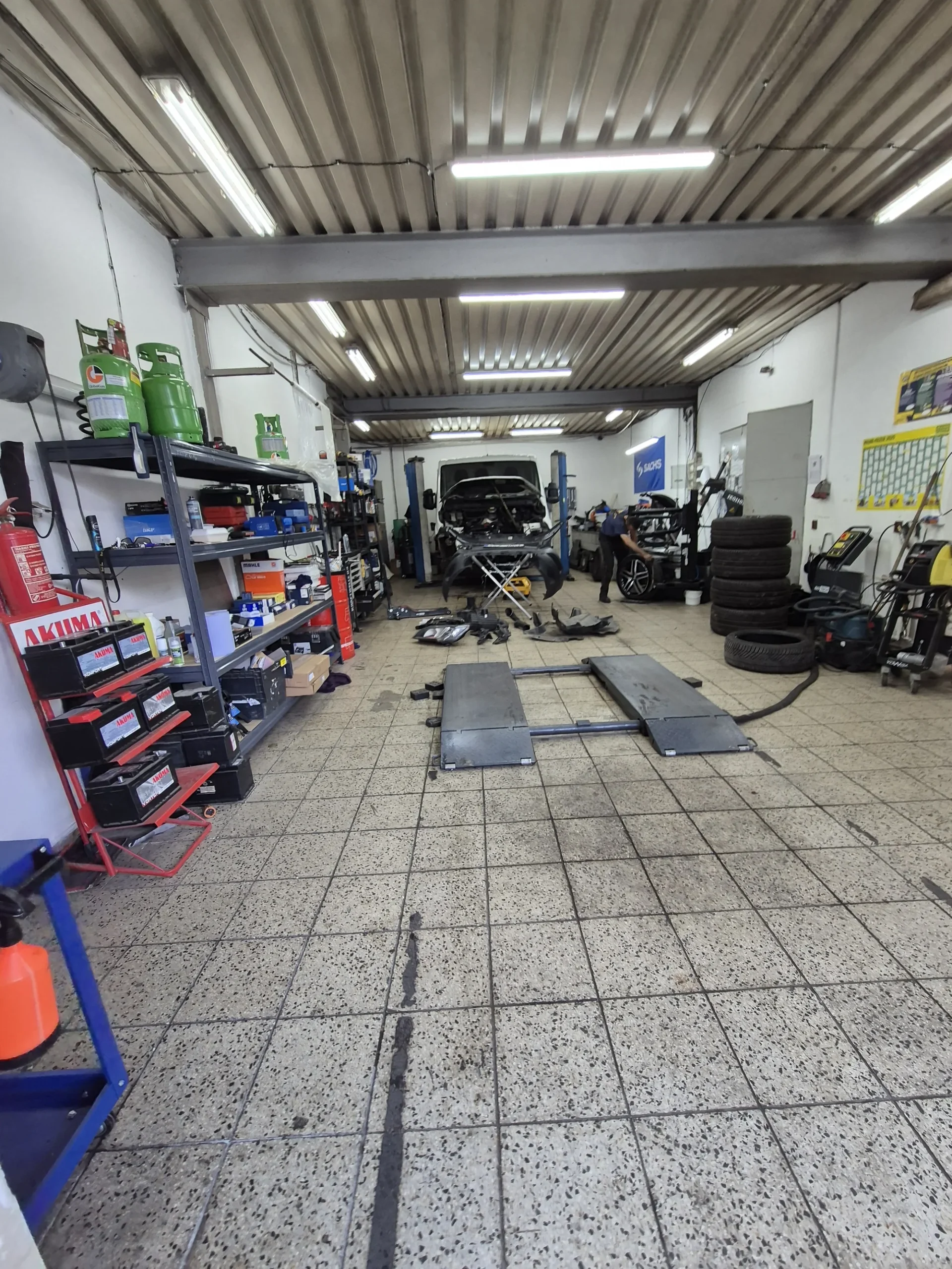 Přezutí kol nebo pneu včetně prohlídky vozu - Obrázek 5