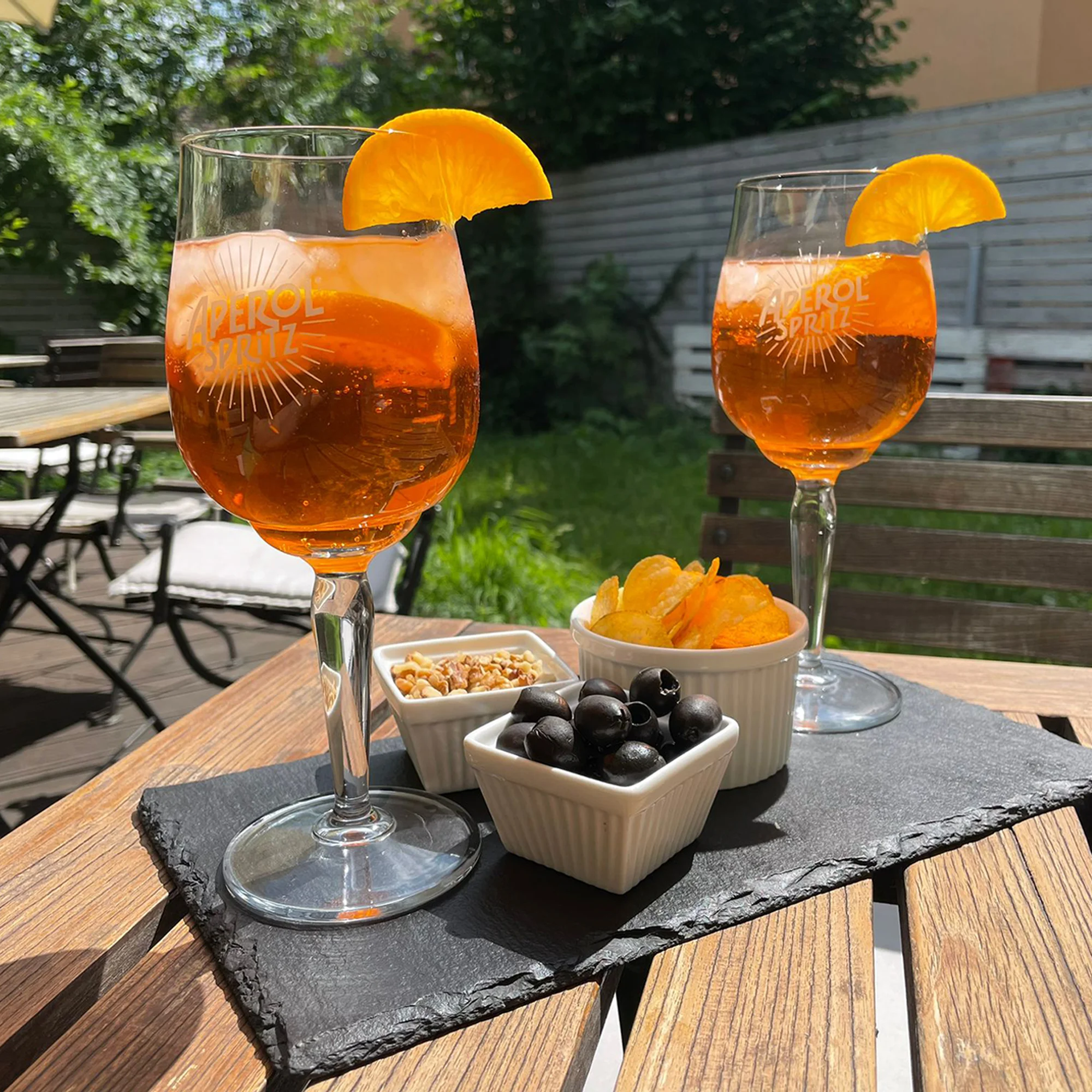 Aperol Spritz pro 2 až 4 osoby i slané zobání - Obrázek 2