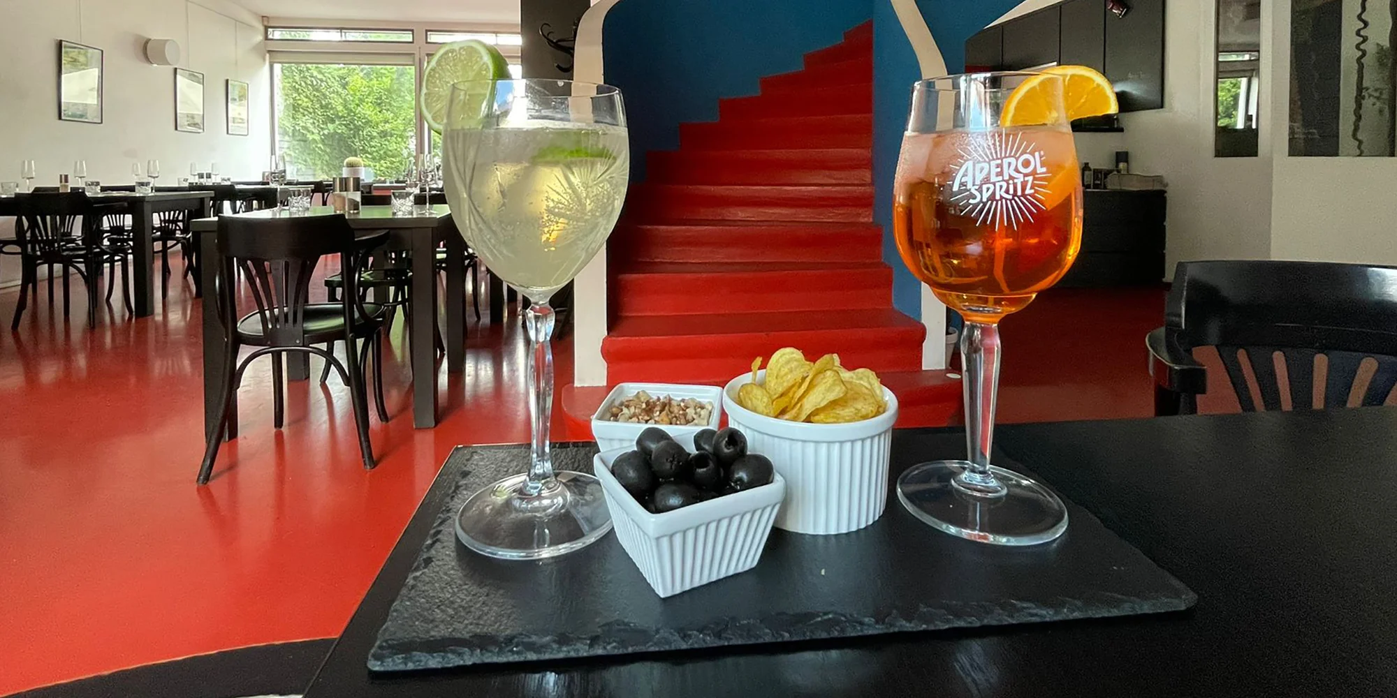 Aperol Spritz pro 2 až 4 osoby i slané zobání - Obrázek 3