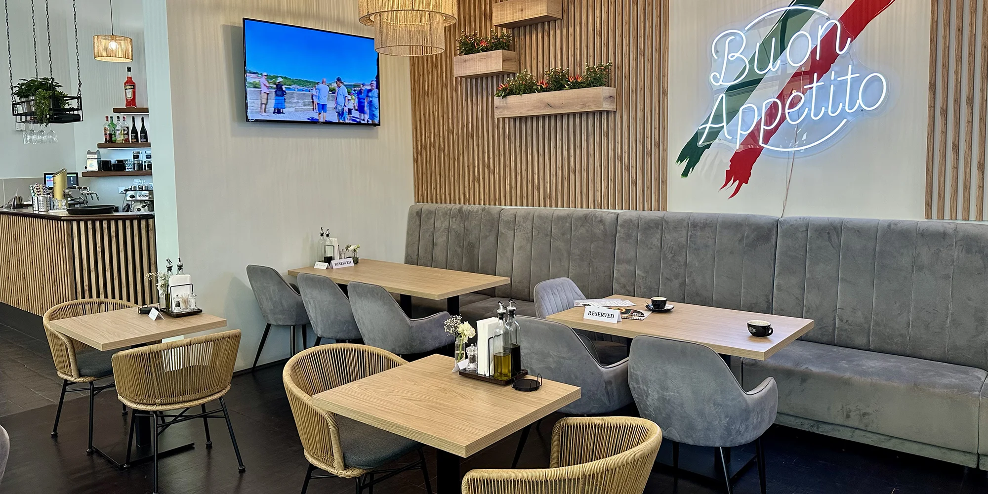 Pizza dle výběru i vč. nápoje v centru Prahy: 1-2 osoby - Obrázek 3