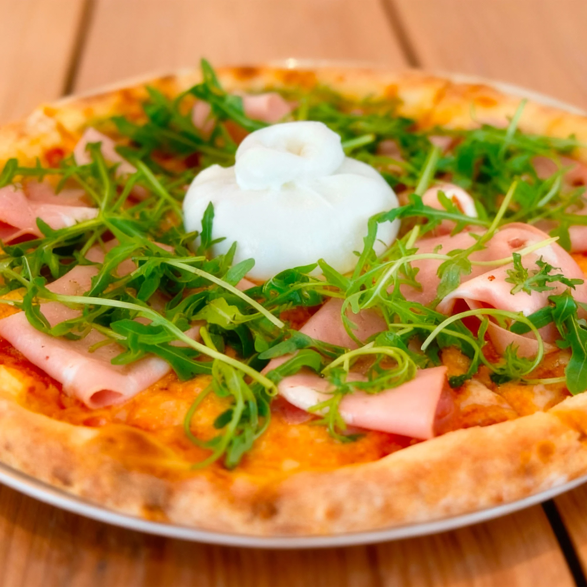 Pizza dle výběru i vč. nápoje v centru Prahy: 1-2 osoby - Obrázek 2