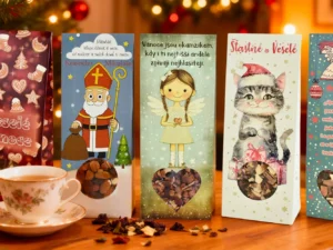 Vánoční balíčky: sypaný čaj, mletá káva i oříšky