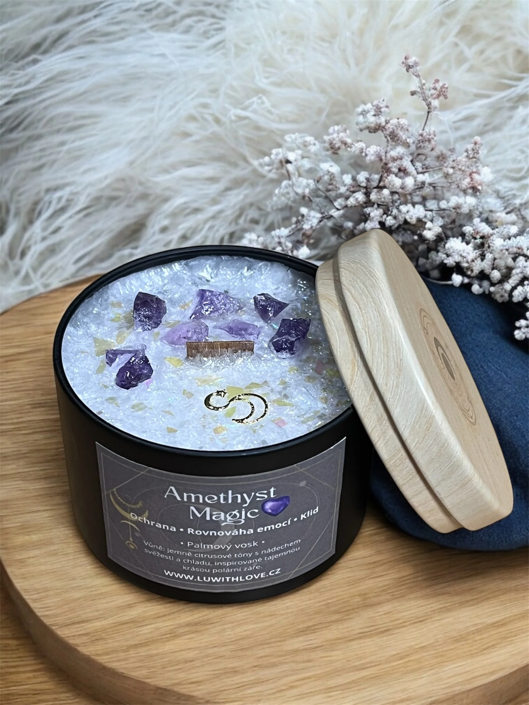 Přírodní svíčky z ČR zdobené minerály i sušenými květy - Obrázek 10