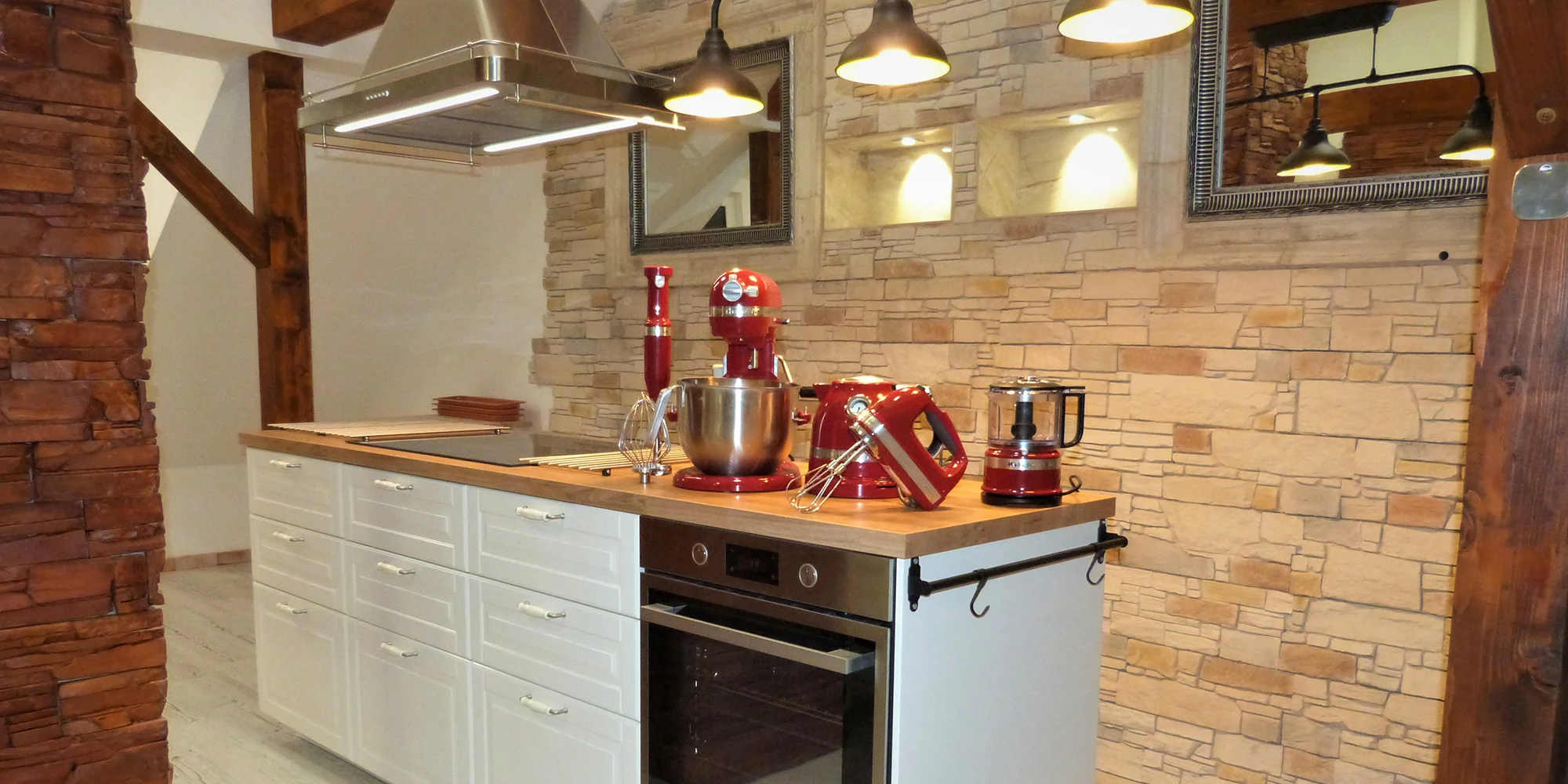 Kurzy pečení: pralinky, makronky i svatební dort - Obrázek 4