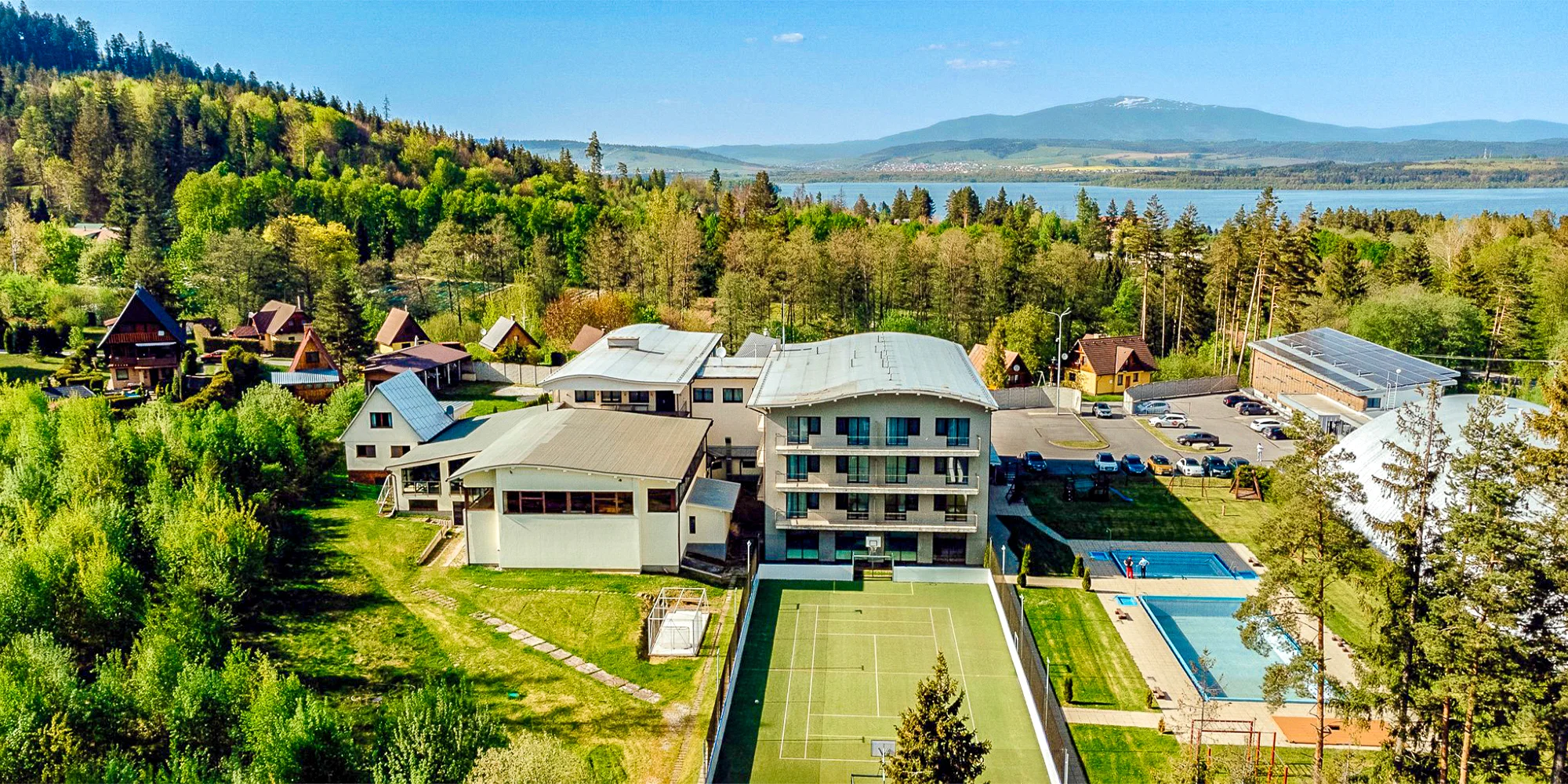 4* rezort u Oravské přehrady: bazény, sauny i sport