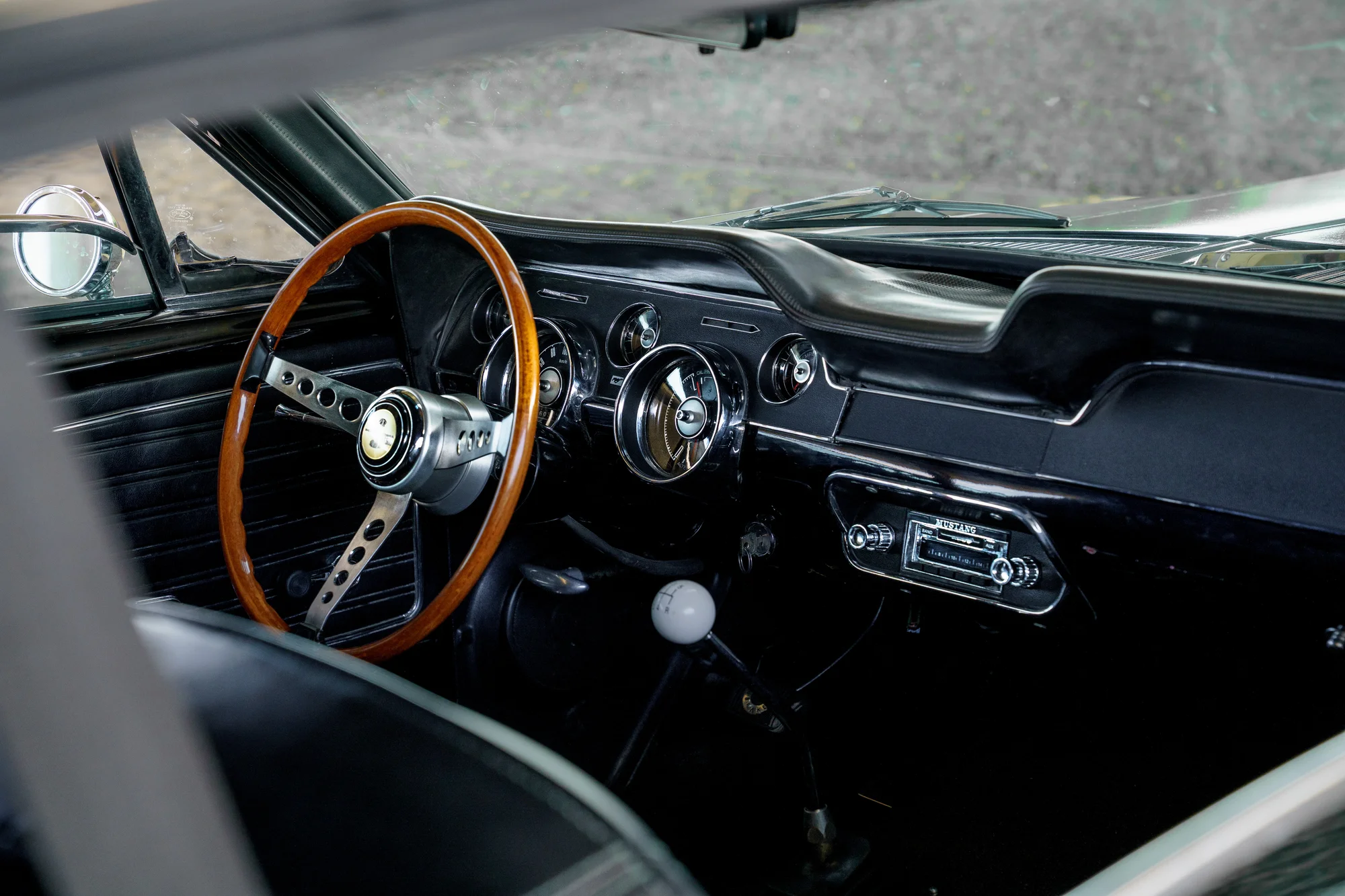 Jízda zpátky časem: půjčení Mustangu z roku 1967 - Obrázek 7