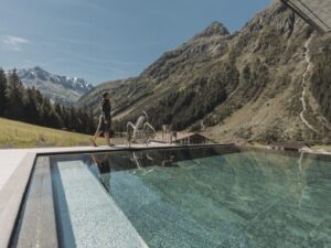 Wellness dovolená v tyrolských Alpách: Alpine Resort Sportalm Pitztal **** s polopenzí Plus, bazény a saunami