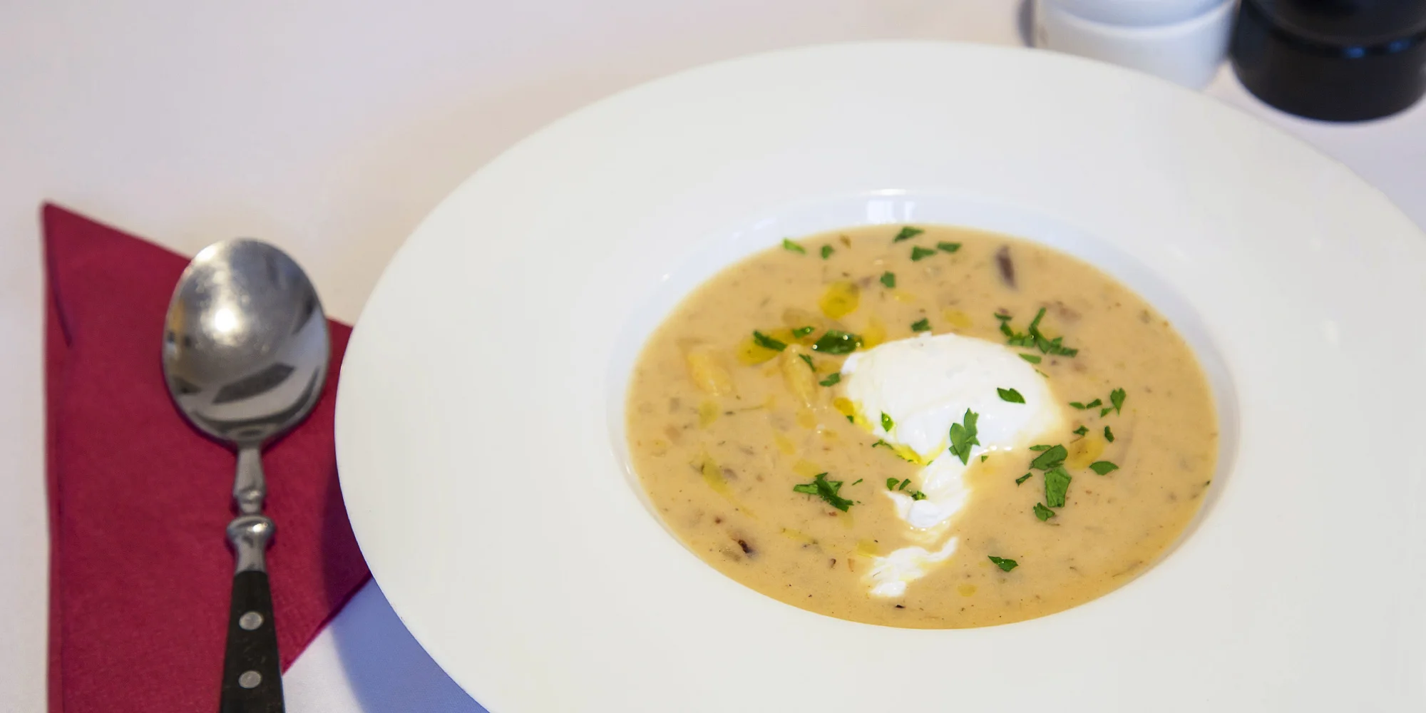 3chodová bašta pro dva: kulajda, kotleta i dezert - Obrázek 4