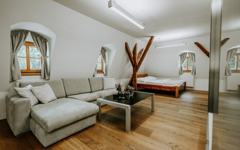 Banská Štiavnica: Dovolená v Penzionu Banský Dom *** se snídaní a vstupem do wellness (vířivka, 2 sauny) - Obrázek 2