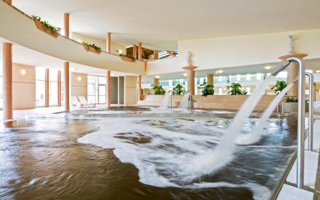Maďarsko: Martfű Hotel Thermal SPA *** přímo propojený s lázněmi + polopenze a neomezené termály a wellness