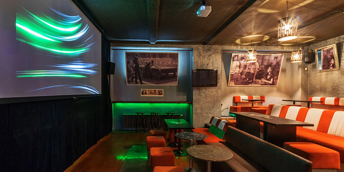 Hodina kulečníku, šipek nebo kino s občerstvením - Obrázek 3