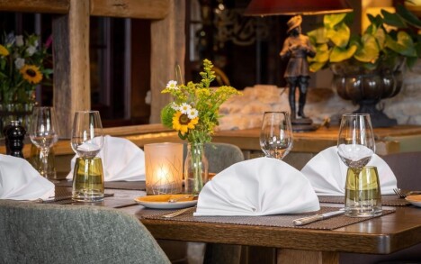 Wellness dovolená u Hamburku: 5* Hotel Waldhaus Reinbek se snídaní + vířivka, 3 sauny, pára, solná jeskyně - Obrázek 9