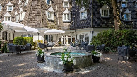 Wellness dovolená u Hamburku: 5* Hotel Waldhaus Reinbek se snídaní + vířivka, 3 sauny, pára, solná jeskyně