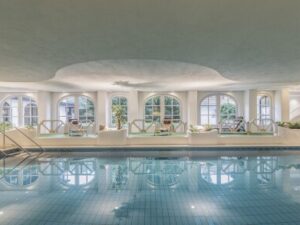 Relaxační dovolená v pohoří Harz jen 500 m od lázní: Mühl Vital Resort se snídaní, bazény a saunovým světem