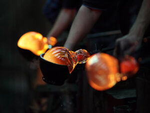 Soukromá prohlídka sklářské hutě v Kamenickém Šenově