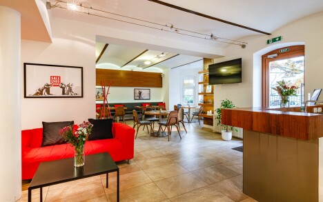 Mariánské Lázně nedaleko centra v historickém B&B Villa Hotelu *** se snídaněmi + zkrášlovací služby v salonu - Obrázek 8