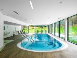 Karlovy Vary: 4* Cihelny Golf Resort s polopenzí + wellness centrum (bazén, vířivka a 4 druhy saun) neomezeně