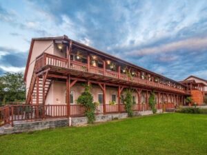 Egerszalók: Pobyt u termálních lázní ve Sweet-Life Wellness Apartments se snídaní, neomezeným wellness a vínem