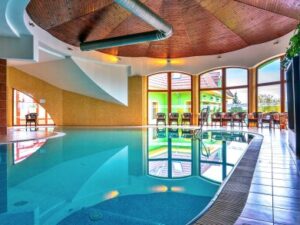 Velký Meder v Penzionu Betty *** se snídaní či polopenzí + neomezené wellness nebo termální koupaliště (450 m)