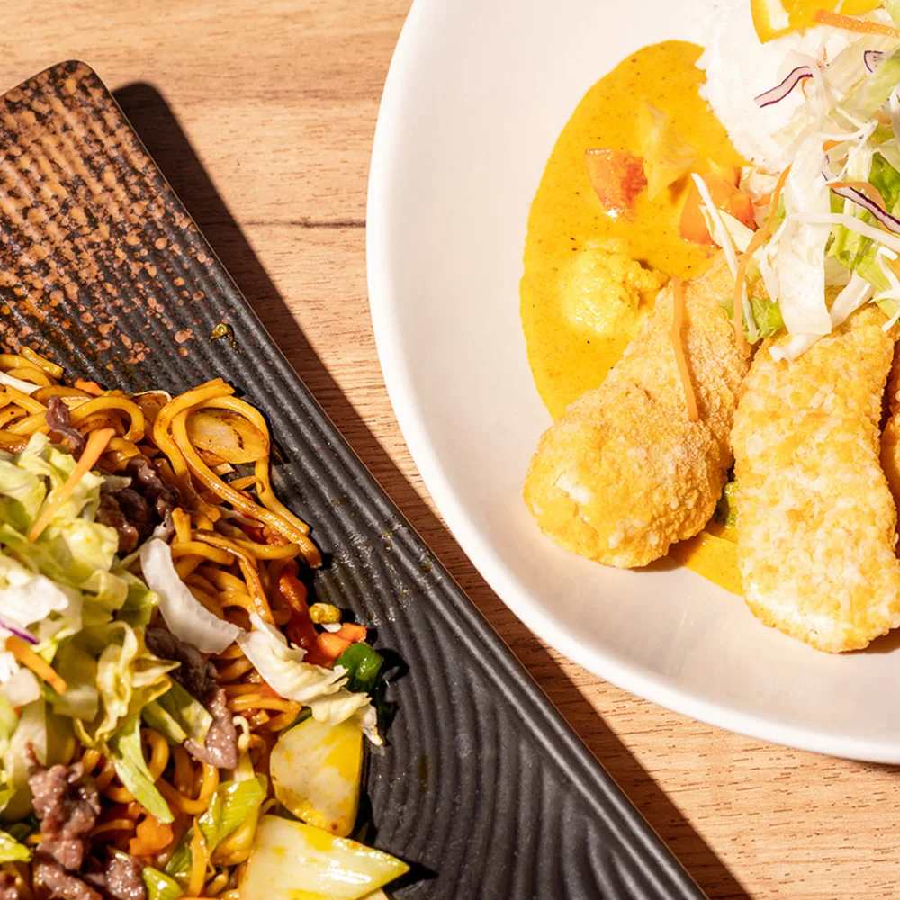 Asijský hlavní chod podle výběru: kuře, nudle i tofu - Obrázek 2