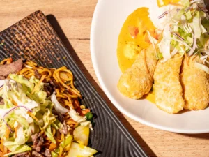 Asijský hlavní chod podle výběru: kuře, nudle i tofu