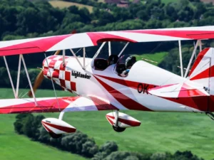 Pilotování otevřeného dvouplošníku Highlander