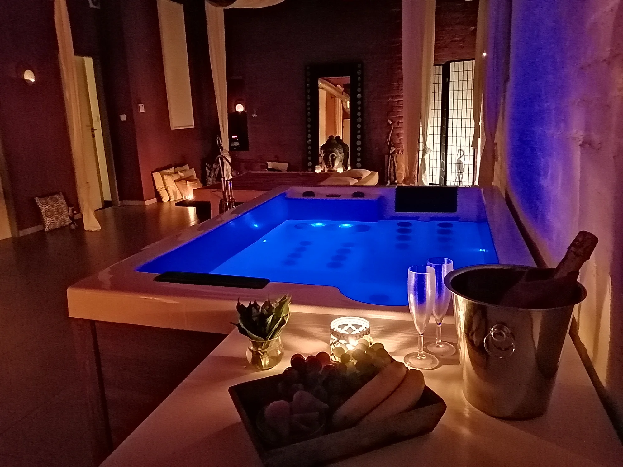 Privátní relax v hydromasážní vaně a infrasauně - Obrázek 6