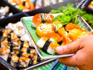 2 hodiny konzumace v asijském bufetu a ledový čaj