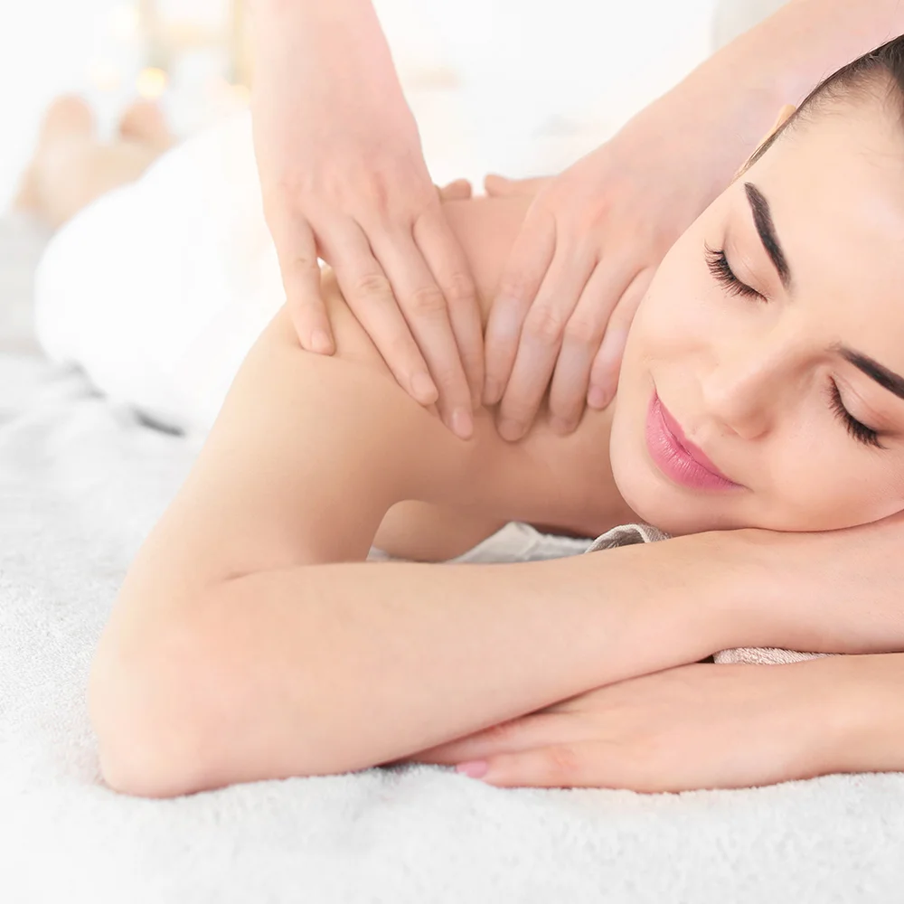 Masáže dle výběru: relax pro šíji a záda i lávové kameny - Obrázek 2