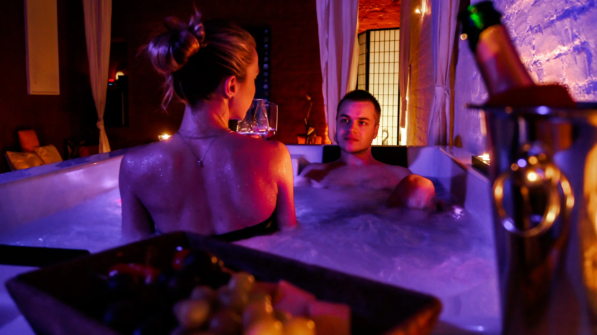 Privátní relax v hydromasážní vaně a infrasauně - Obrázek 3