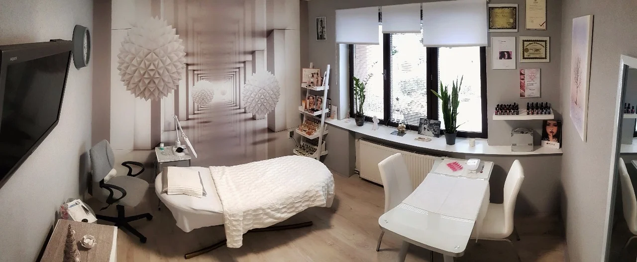 Laminace obočí, trvalá na řasy či prodloužení řas - Obrázek 3