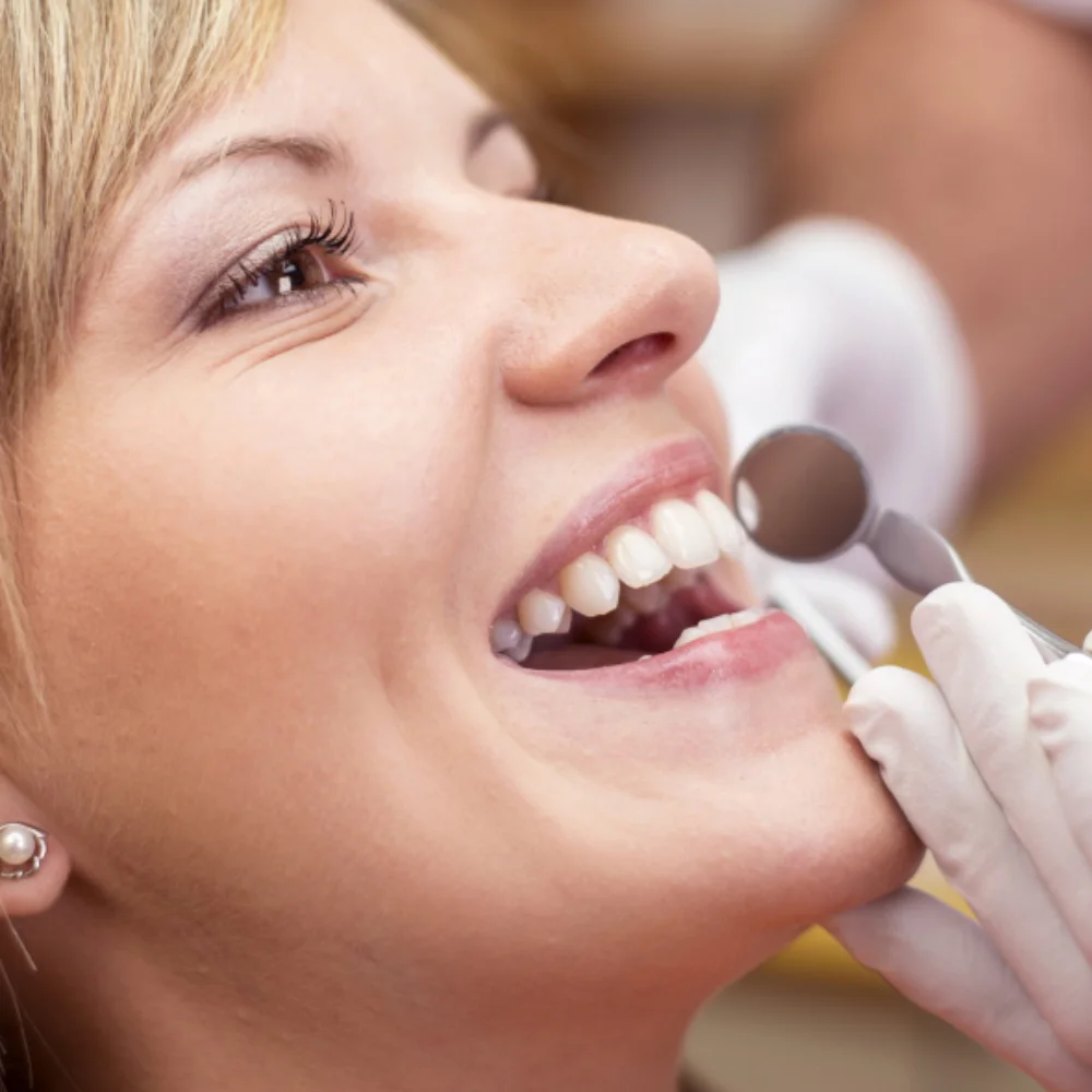 Zirkonová zubní korunka pro krásný úsměv - Obrázek 2