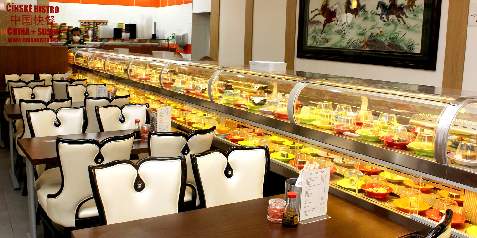 Running sushi: 2hodinová asijská hostina v OC - Obrázek 3