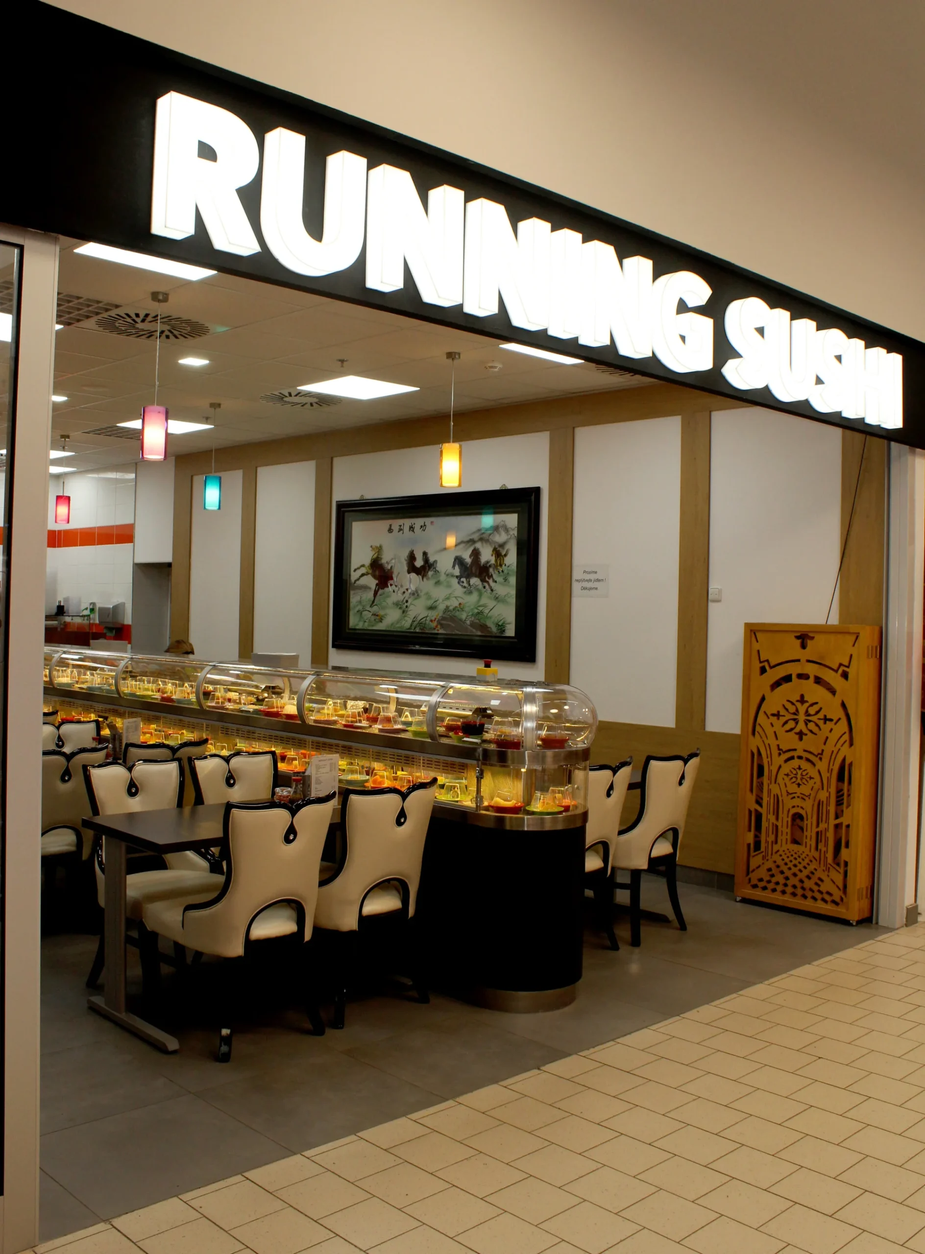 Running sushi: 2hodinová asijská hostina v OC - Obrázek 11