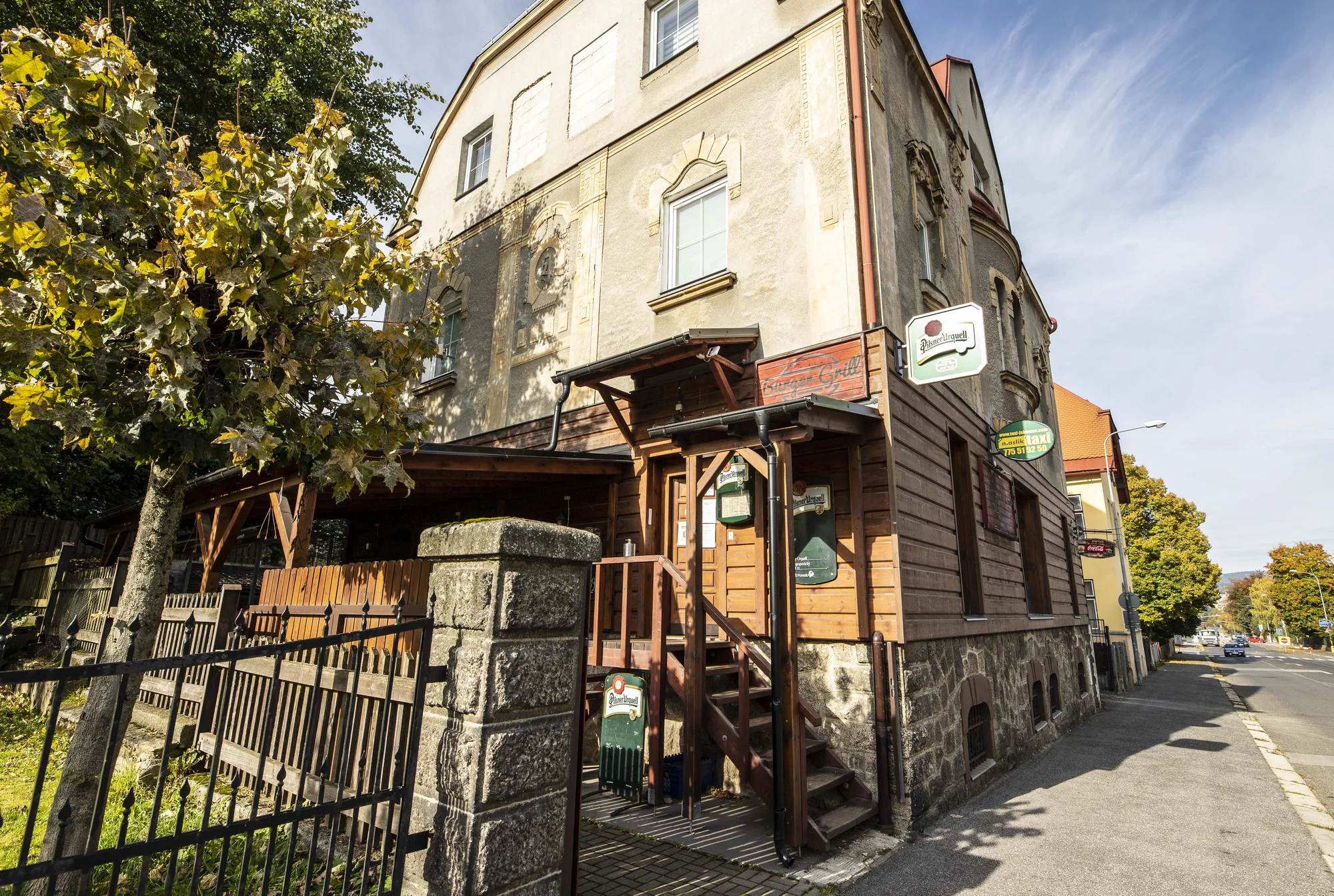 Double Cheese and Bacon Burger, dip i hranolky - Obrázek 10