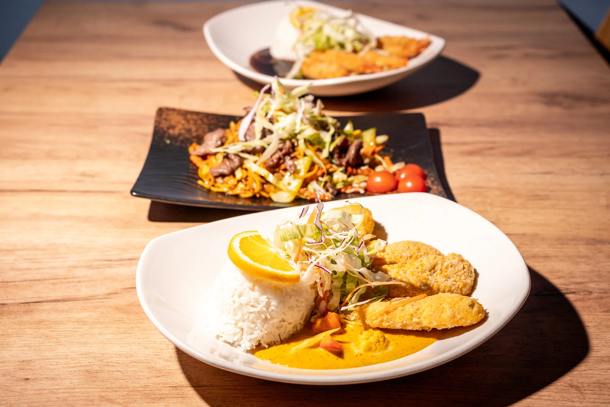 Asijský hlavní chod podle výběru: kuře, nudle i tofu - Obrázek 7