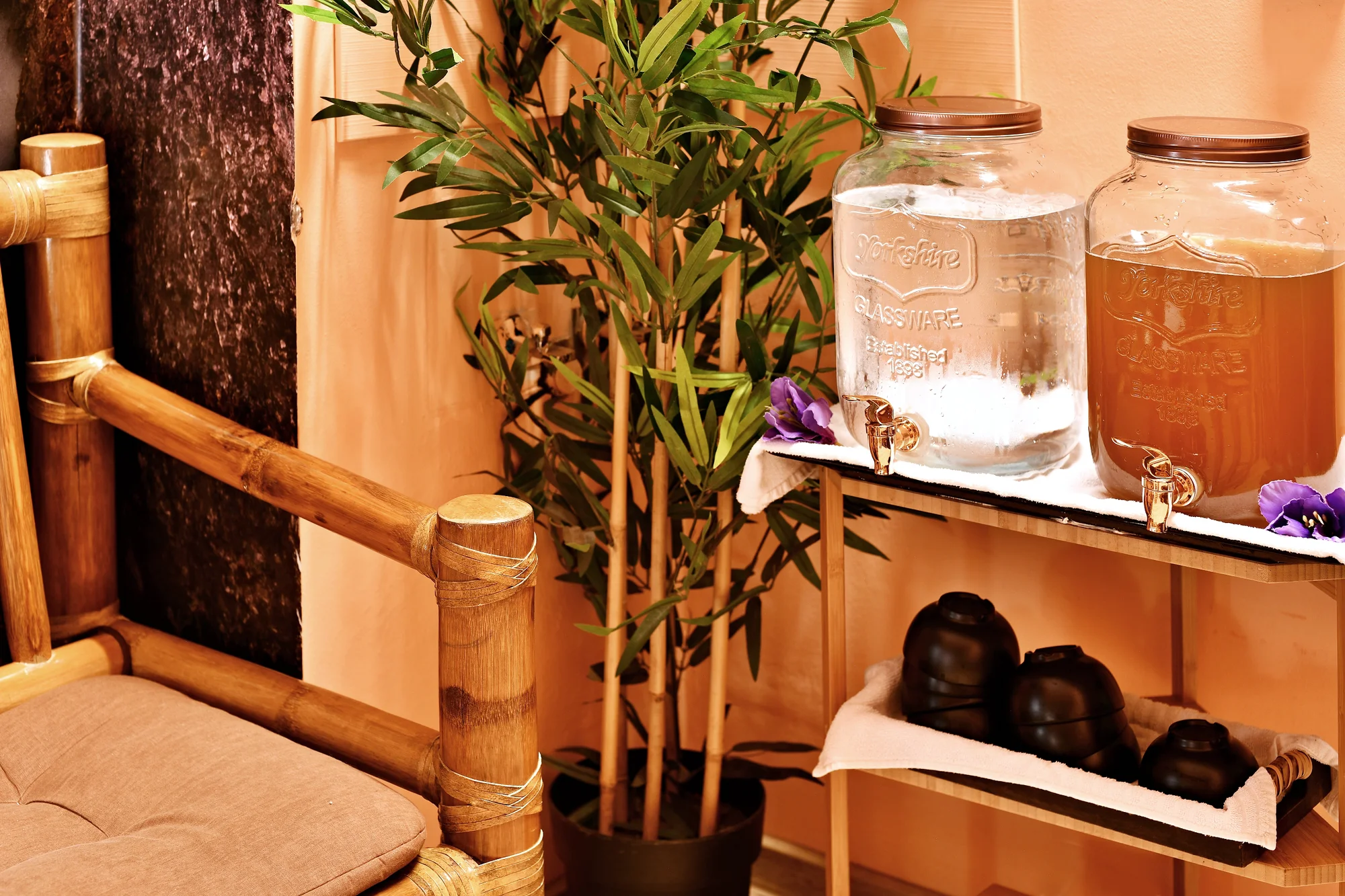 Thajské masáže: tradiční, hřejivé i exotické s maskou - Obrázek 5