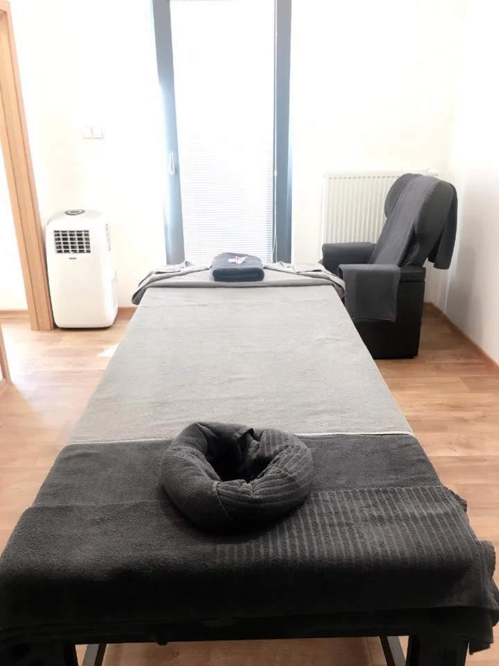 90 nebo 120 min. relaxační masáže lávovými kameny - Obrázek 8