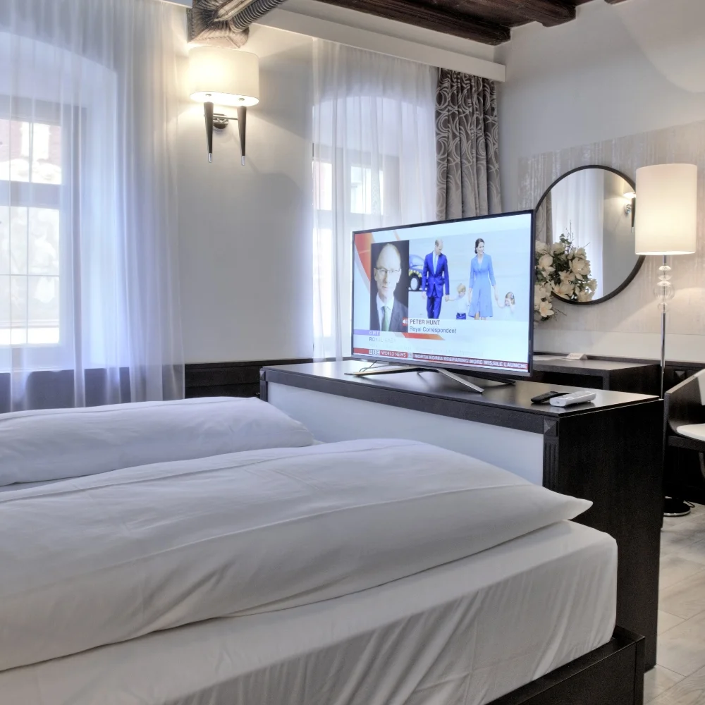 Pobyt v centru Krumlova se snídaní či polopenzí - Obrázek 2