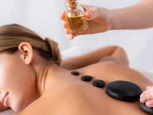 30–90min. masáže lávovými kameny s 30min. wellness