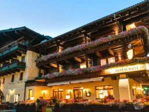 Rakouské Vysoké Taury se snídaní nebo polopenzí