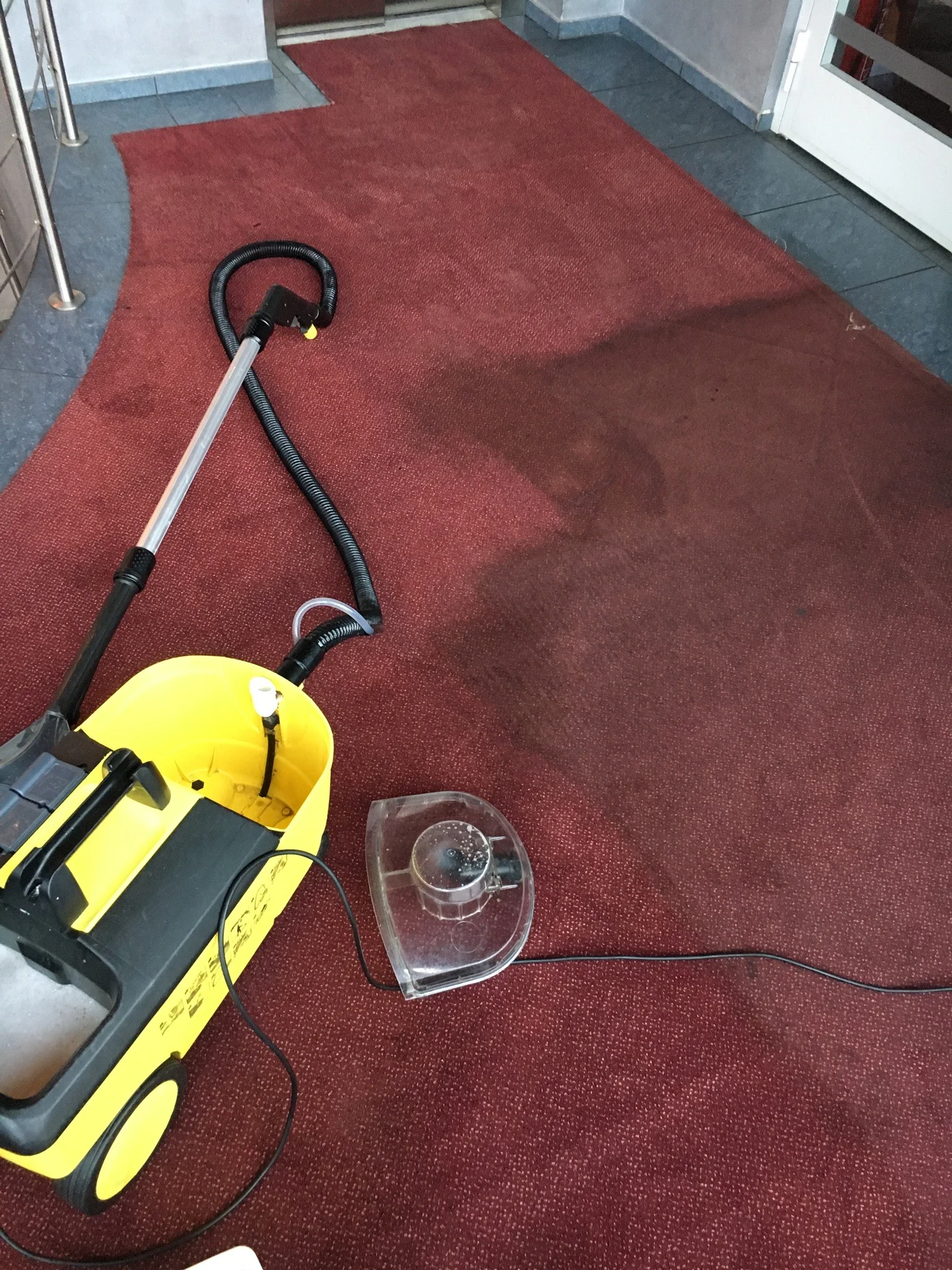 Půjčení tepovacího stroje Kärcher na 2 dny - Obrázek 6