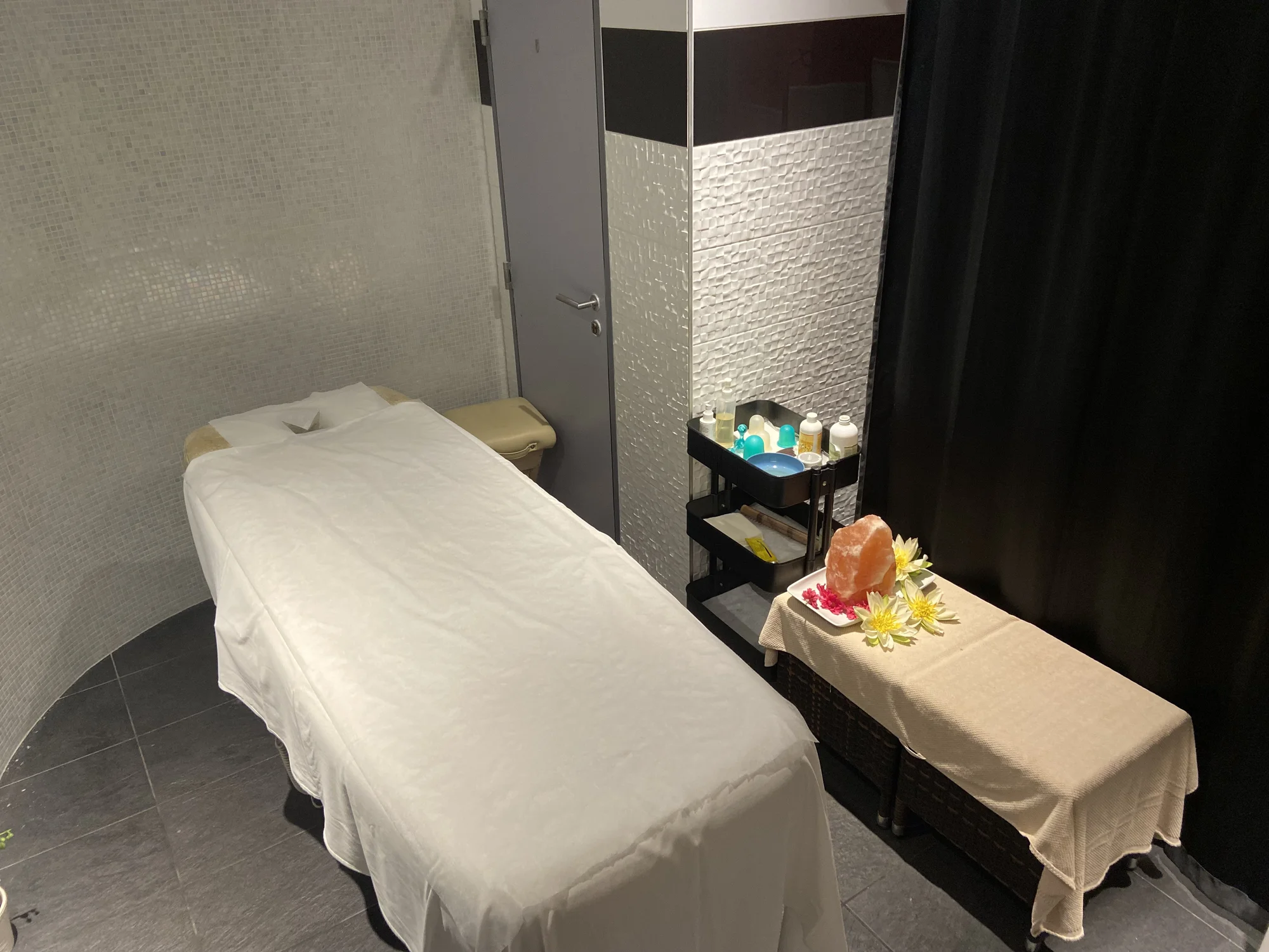 Masáž dle výběru a vstup do veřejného wellness: 1 os. - Obrázek 6