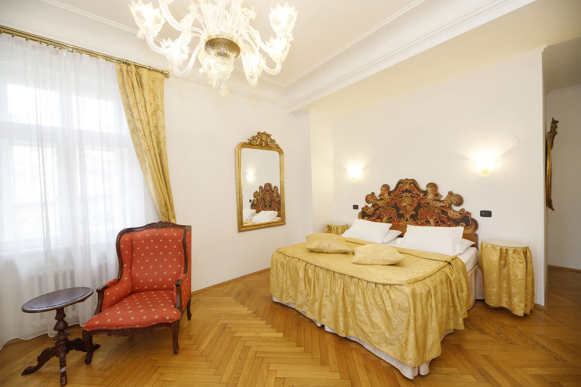 Pobyt se snídaní pár kroků od Karlova mostu - Obrázek 11