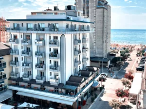 Italské Jesolo: hotel přímo u pláže a jídlo