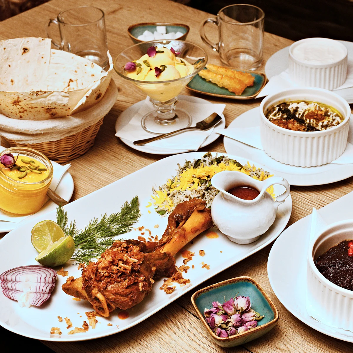 500-1000 Kč na jídlo i pití v pravé perské restauraci - Obrázek 2