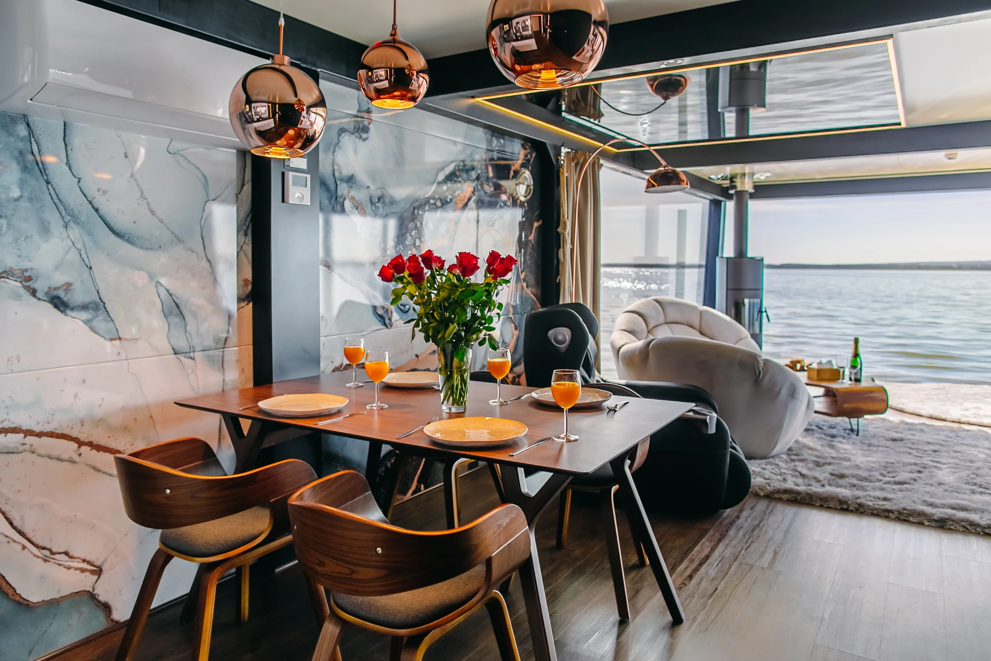 Luxusní houseboaty na jezeře: strava i privátní wellness - Obrázek 11